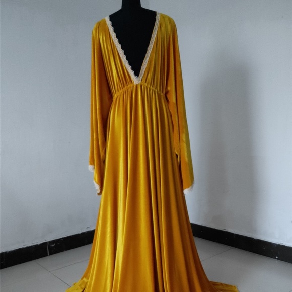 OSFM Golden Velvet Boho Maternity Dress fits multiple sizes - Picture 3 of 3